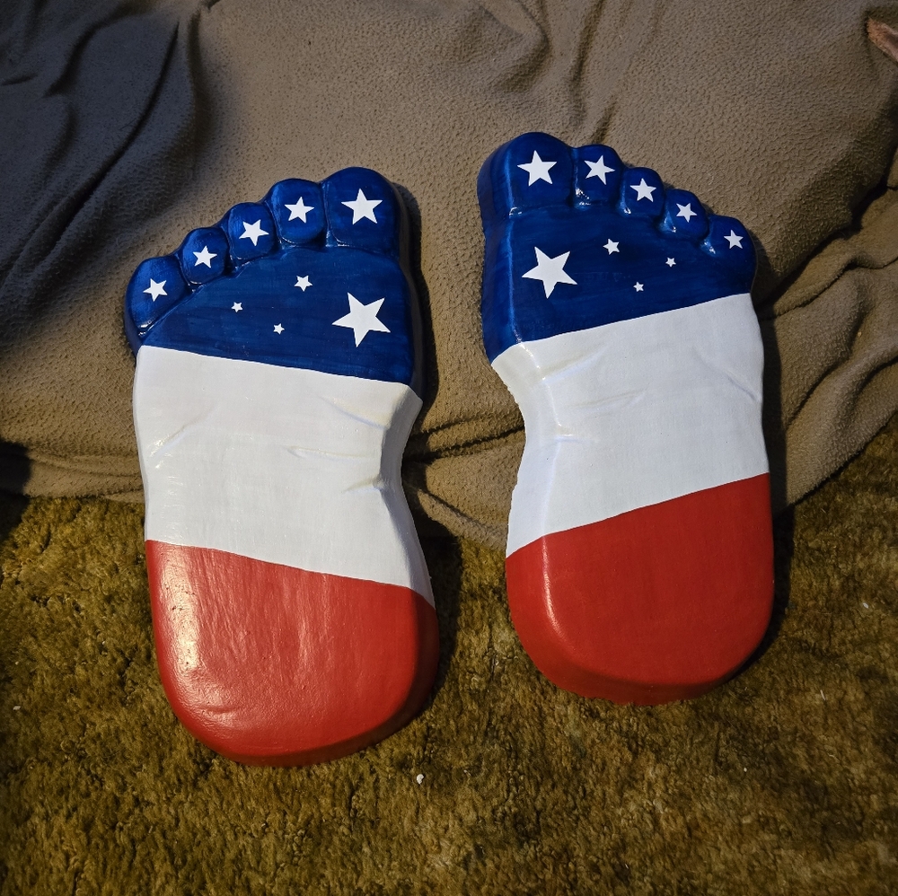 Patriotic Foot-Shaped Decor